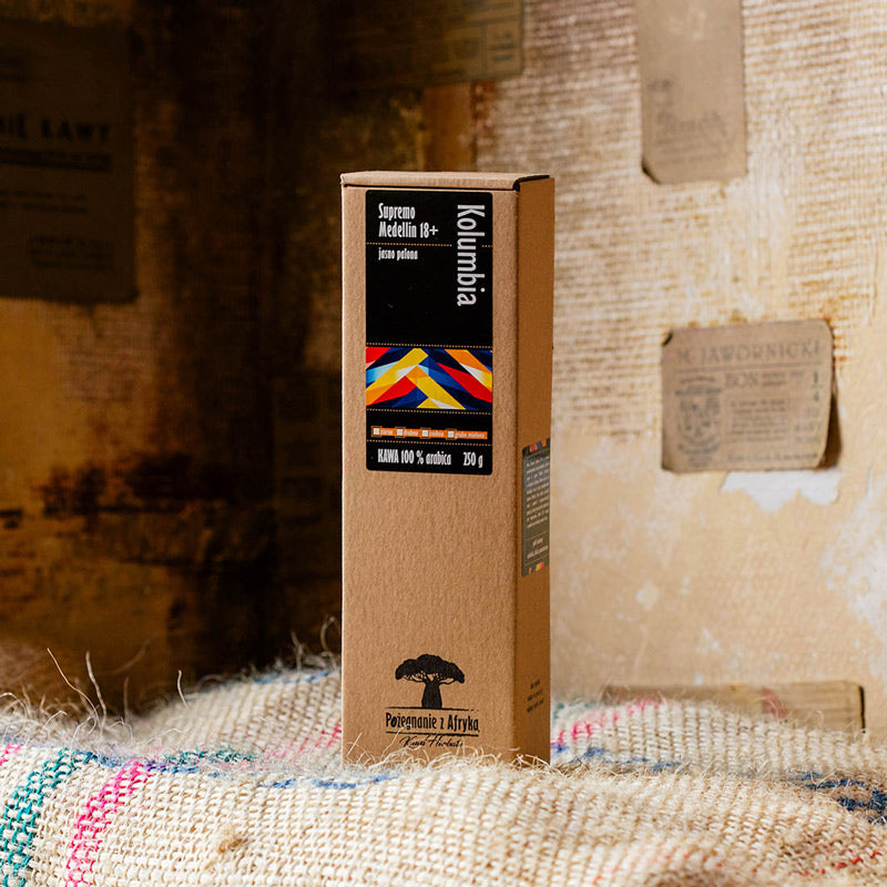 Kawa Kolumbia jasno palona 250g w pudełku